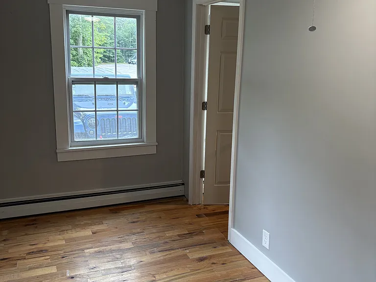115 Main St #B — Photo 9