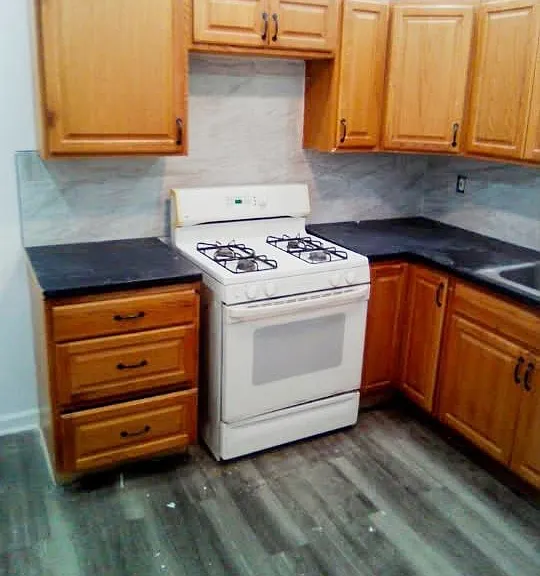 926 Forrester Ave — Photo 3