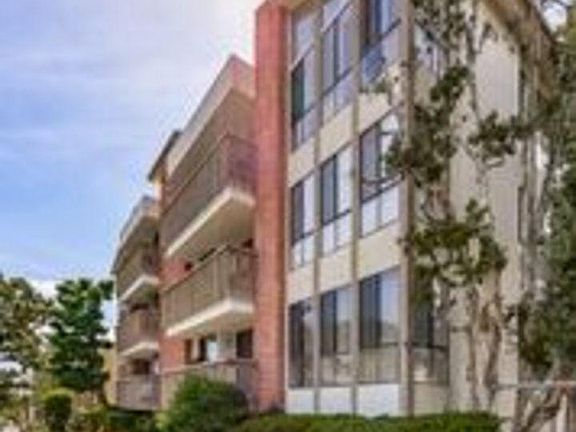 2nd image of 11805 Mayfield Ave APT 102