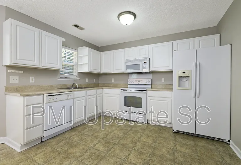 515 S Brown Beaver Ct — Photo 11