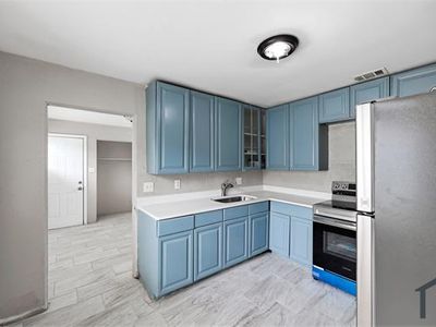 1900 45th St S, Saint Petersburg, FL, 33711
