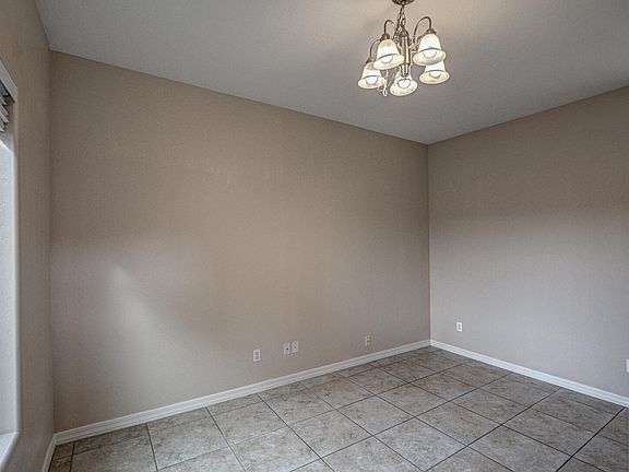 5th image of 308 W Frontier St Unit D