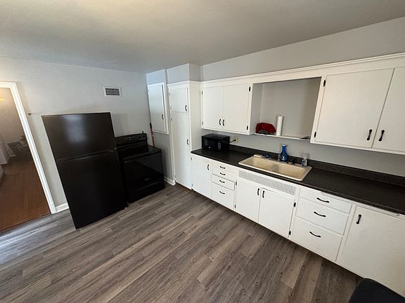 2nd image of 1130 Windiate St