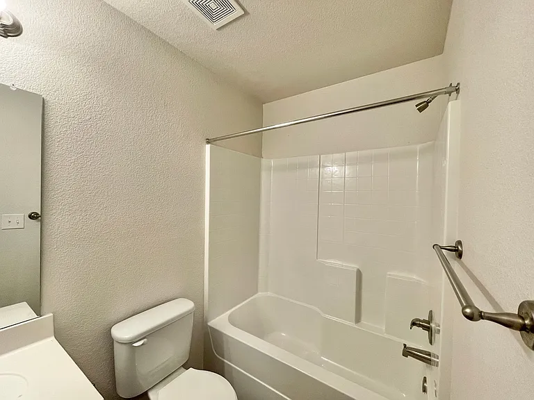 1708 Clovis Dr — Photo 15
