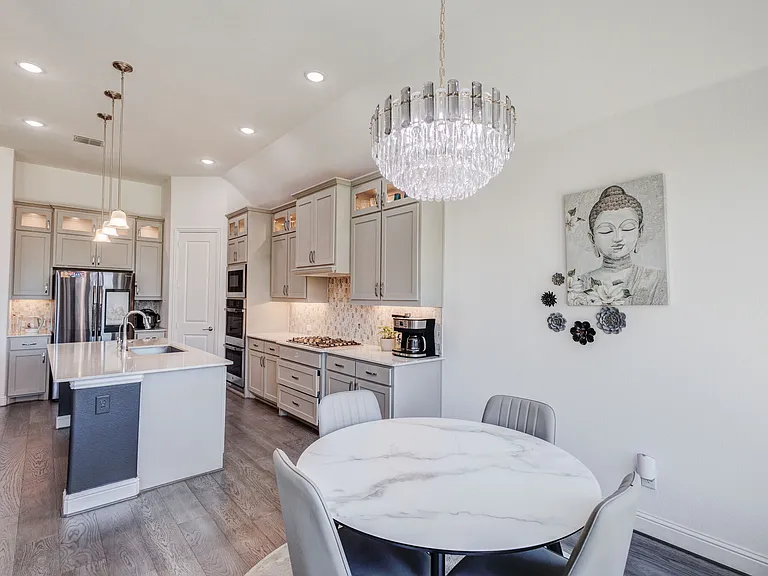 7597 Sanctuary Dr — Photo 21