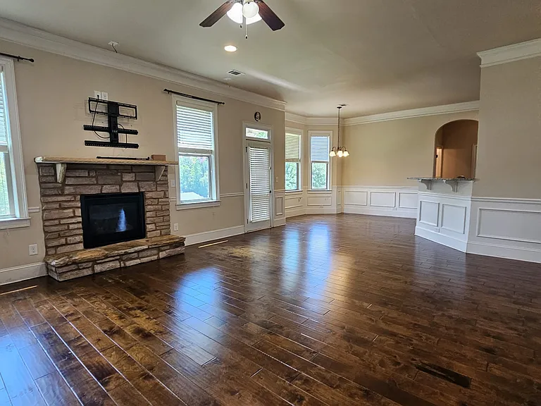 416 Sunnybrook Ln — Photo 10