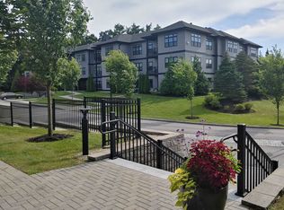 2075 Lafayette Rd #B22, Portsmouth, NH 03801