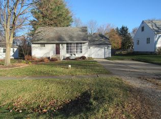 1207 Lawndale Ave, Niles, MI 49120