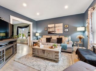 22 Chaplin Ave, Saint Catharines, ON L2R 2E6