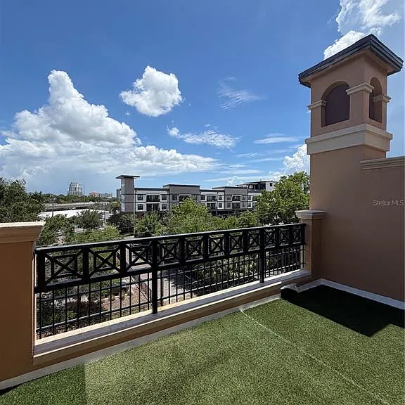 2208 Soho Bay Ct — Photo 30