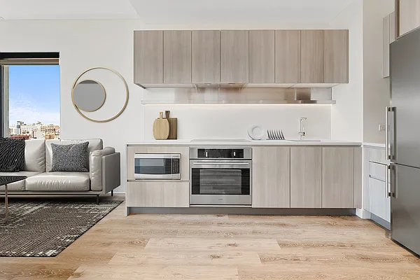 Rented by REAL New York | media 6