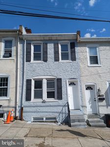 6141 Lawnton St, Philadelphia, PA, 19128