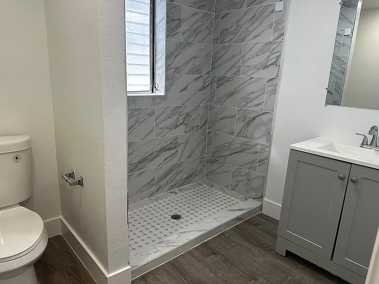 3331 SW 15th Ave — Photo 10