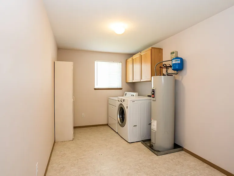 2217 SW Lava Ct — Photo 16