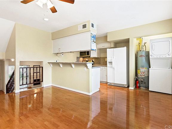3rd image of 9740 Sepulveda Blvd Unit 25
