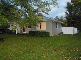 345 S Park Ave, Oak Hill, OH 45656