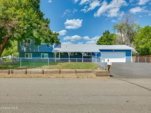 1124 N Monarch Ave, Post Falls, ID 83854