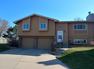 5627 N 112th Cir, Omaha, NE 68164