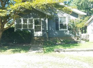 107 N Charles St, Edwardsville, IL 62025