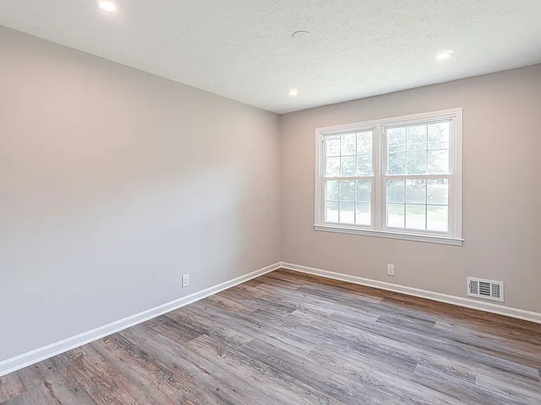 1115 Washington Ave — Photo 23