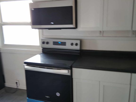 5th image of 3724 Adie Rd