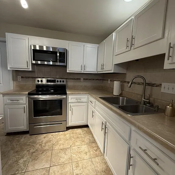 5745 Waterwood Dr — Photo 10