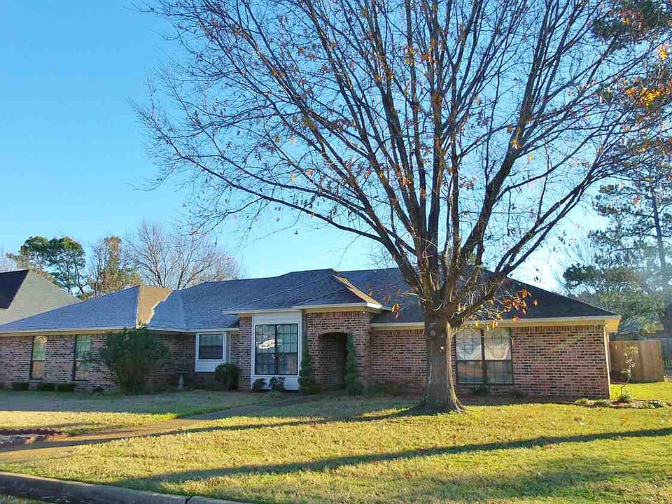 1st image of 5704 Stoneridge Dr