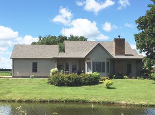 25 State Highway 111, Waverly, IL 62692