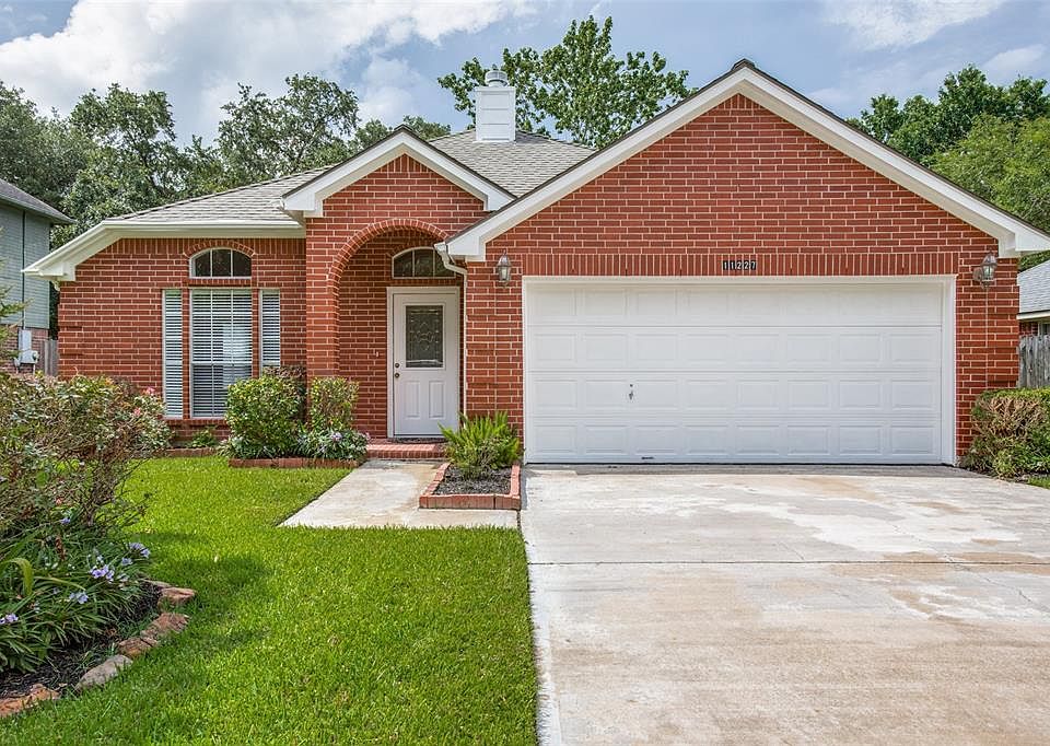 1st image of 11227 Crooked Pine Dr