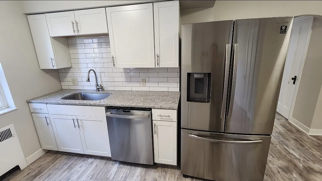 1 bed, 650 sqft, $995 — Photo 3