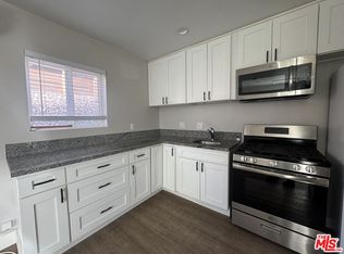 5460 Burnet Ave #Adu, Van Nuys, CA 91411