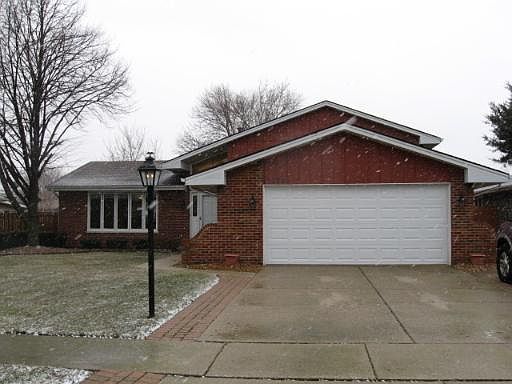 1st image of 10716 S Meadow Ln