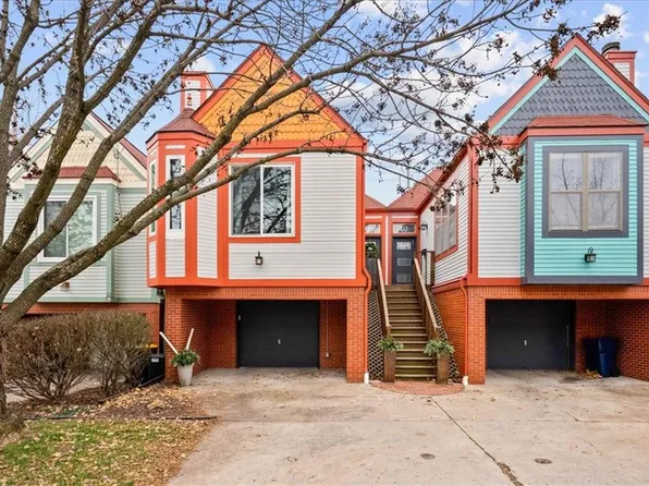 119 E 29th St, Kansas City, MO 64108