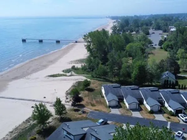 244 E Water St, Oscoda, MI 48750