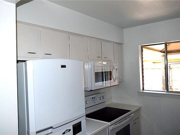 4th image of 2803 Lineville Dr #108