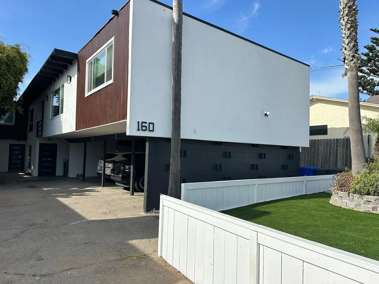 3 bed, 1200 sqft, $6,750 — Photo 1