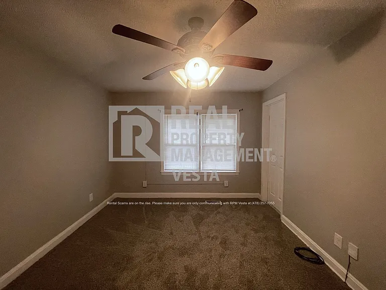 444 Corbin Ave — Photo 7