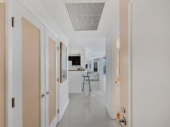 4th image of 550 Okeechobee Blvd APT 710