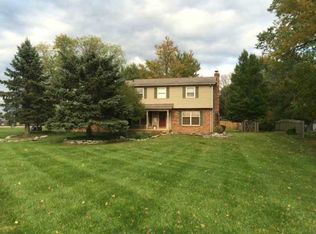 1185 Starkey Rd, Zionsville, IN 46077