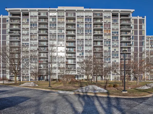 8809 W Golf Rd APT 8J, Niles, IL 60714