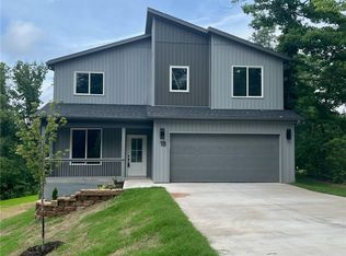 18 Selland Ln, Bella Vista, AR 72715