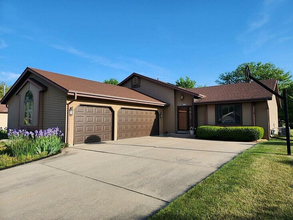 N62W23710 Hickory DRIVE, Sussex, WI 53089 Zillow