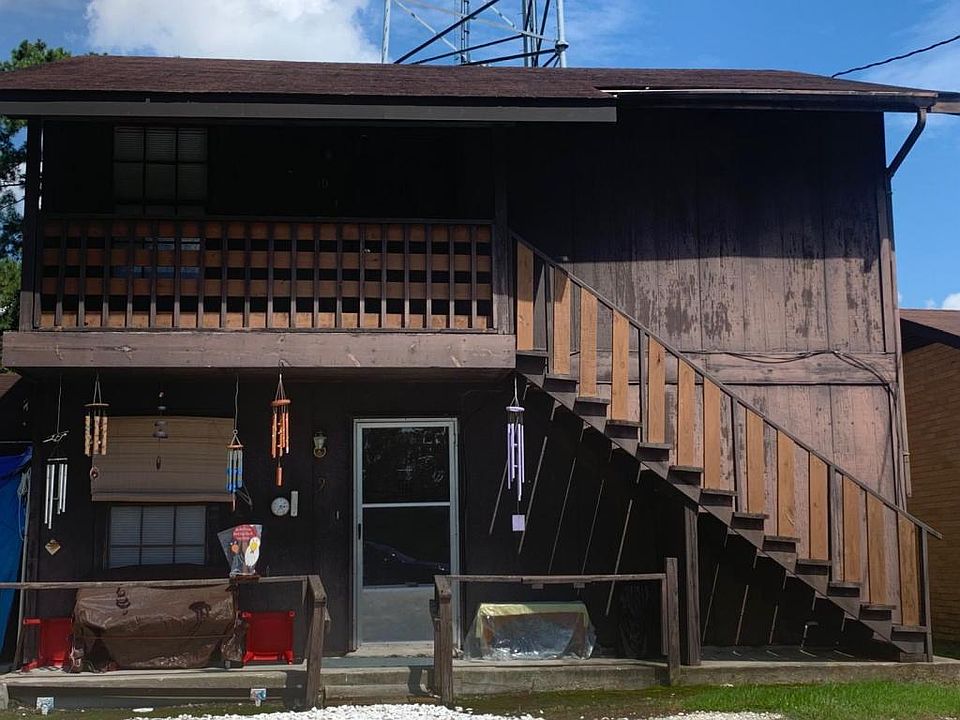1st image of 3408 Maplewood Dr APT 10