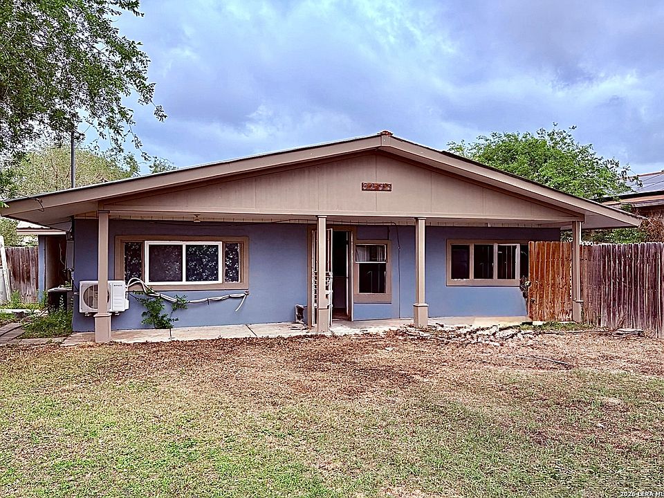 1st image of 3233 Yucca Loop