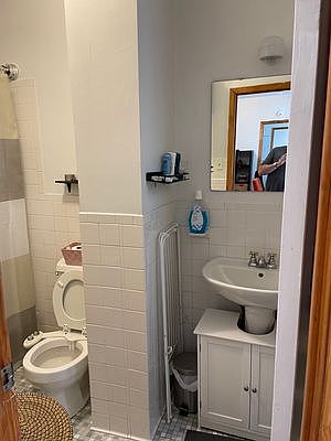 5th image of 320 E 49th St APT 56