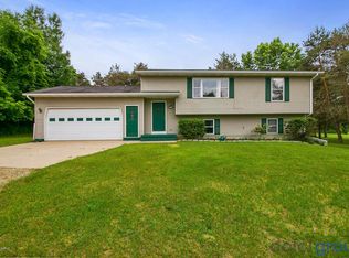 6192 E 76th St, Newaygo, MI 49337