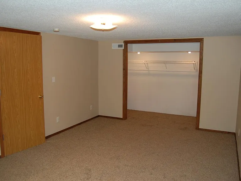 Fourth bedroom 22'x11'