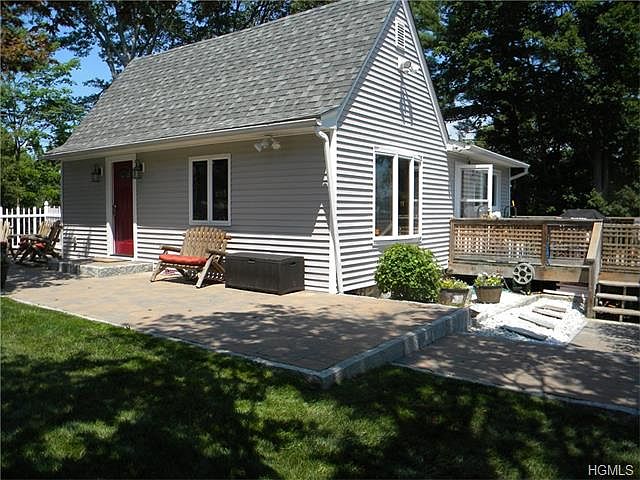 2nd image of 34 Indian Ave