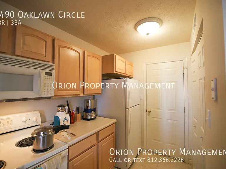 3490 S Oaklawn Cir — Photo 6