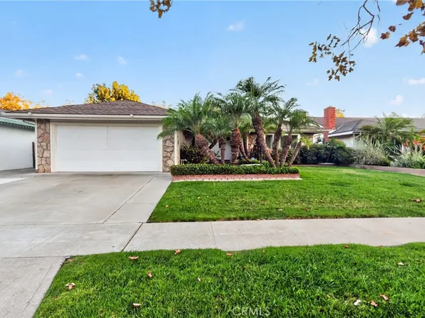 814 E 21st St, Santa Ana, CA 92706